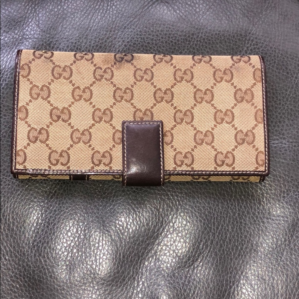 Gucci Wallet - Picture 2 of 4
